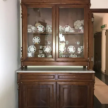 塞勒涅别墅酒店