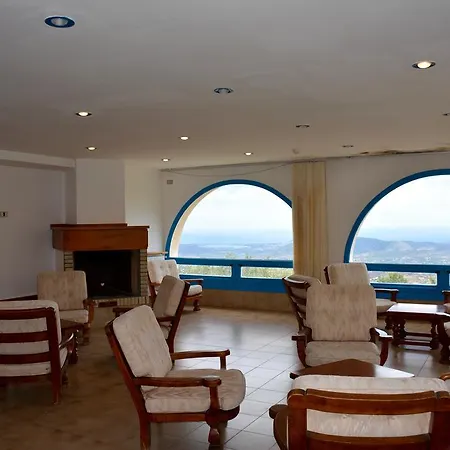 塞勒涅别墅酒店